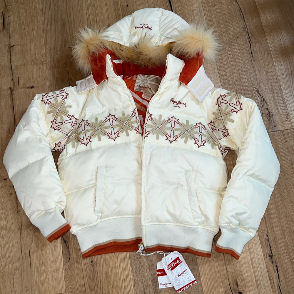 Pepe jeans London luxurious puffer jacket!!